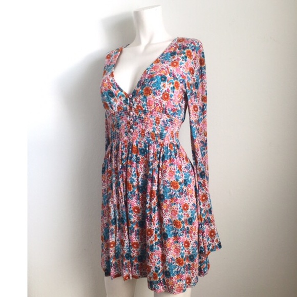 NWT Urban Outfitters Floral Smocked Mini Dress - Picture 6 of 7
